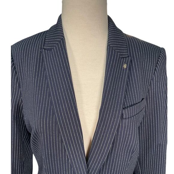 Tommy Hilfiger Women's Navy Pinstripe Blazer Size 10 Single Button Elbow Patches - Picture 3 of 12